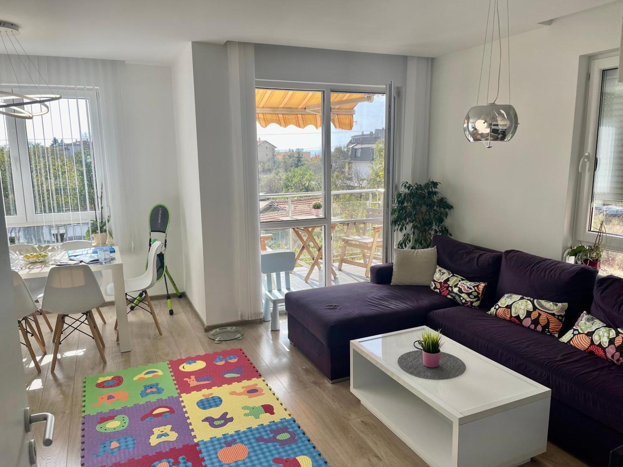 Briz Apartment; 2 Bdr; 6 Guests; Private Parking 바르나 외부 사진